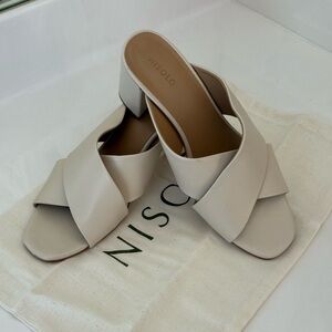 Nisolo Women's Carina Cross Strap Mule